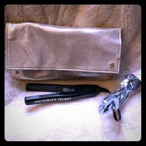 Victoria’s Secret Flat Iron NIP